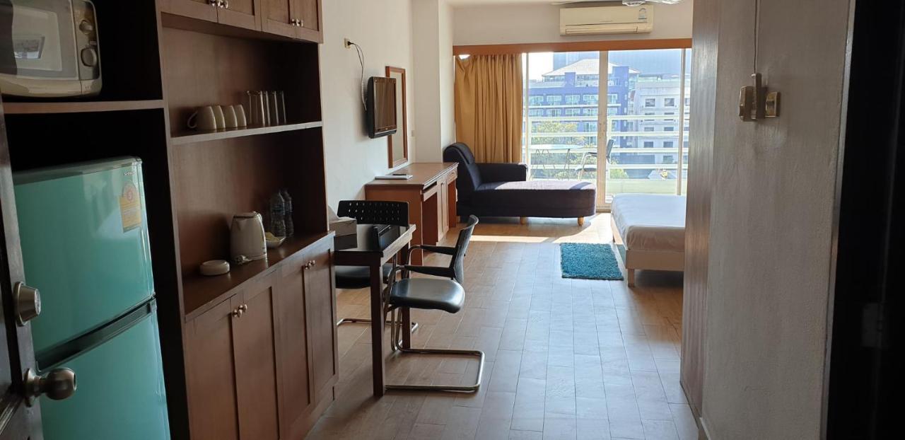Hotel Vtsix At View Talay 6 Pattaya Exteriér fotografie